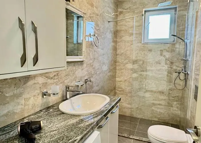 Blue Escape Sea View *