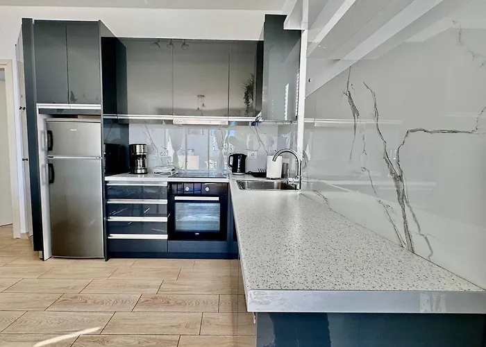 Blue Escape Sea View Apartment Sarandë